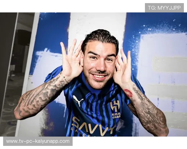 AC米兰边路突破成功率极高，特奥倒三角被封